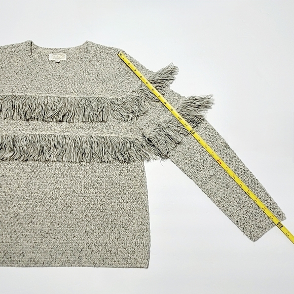 Mudpie Boho Beckham Fringe Oatmeal Sweater (M) - Picture 10 of 10